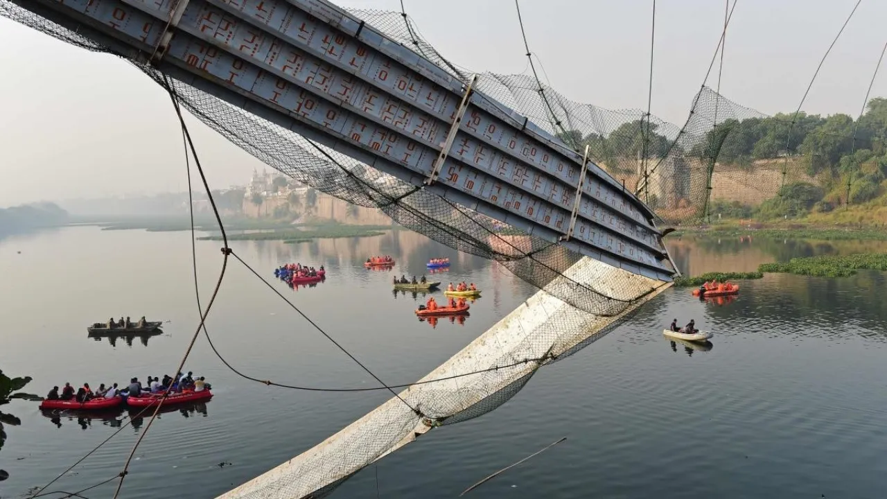 morbi bridge collapse