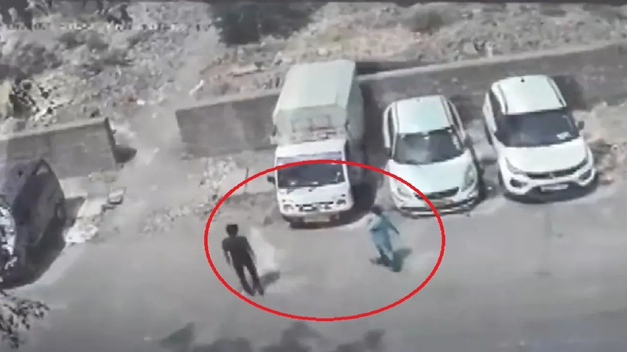 Delhi Crime CCTV