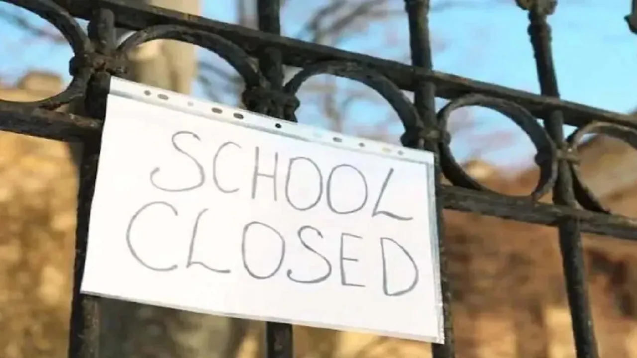 School Closed
