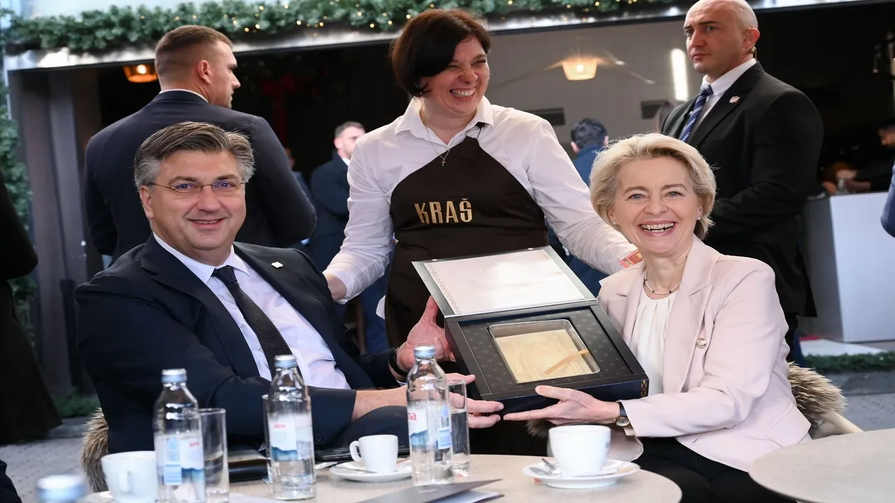 Croatia adopts euro, enters borderless Europe club