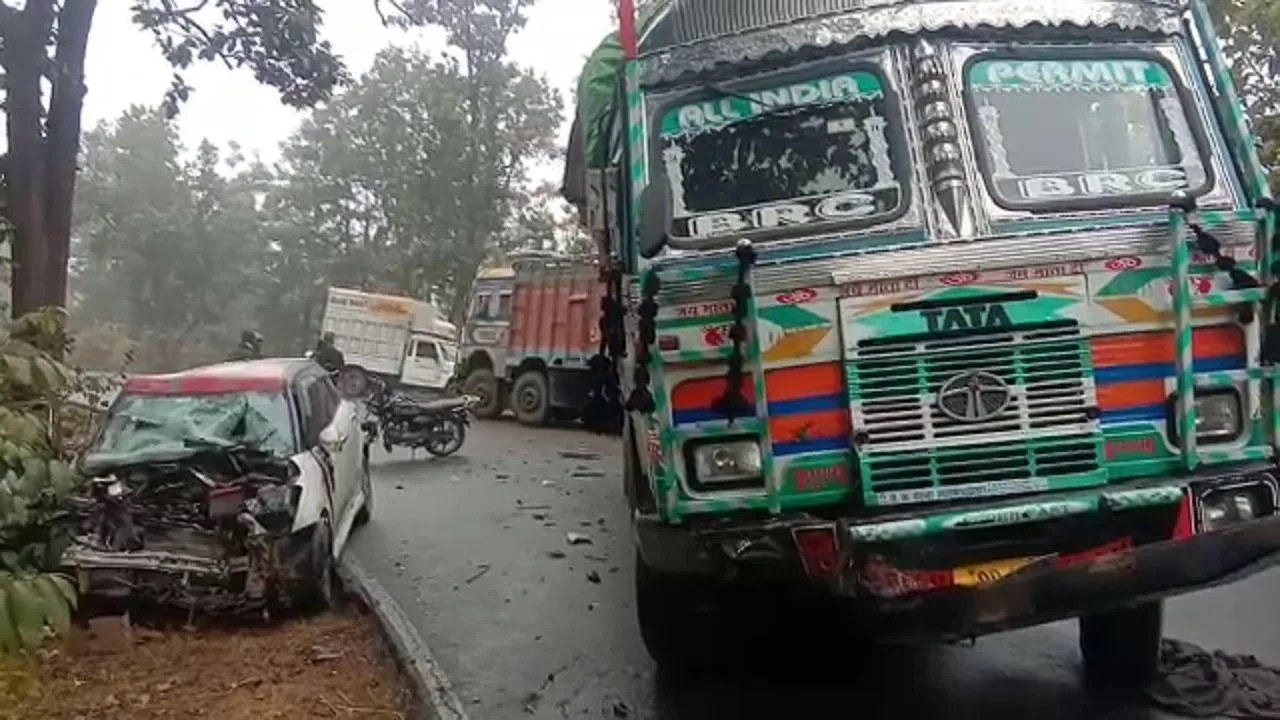 latehar accident