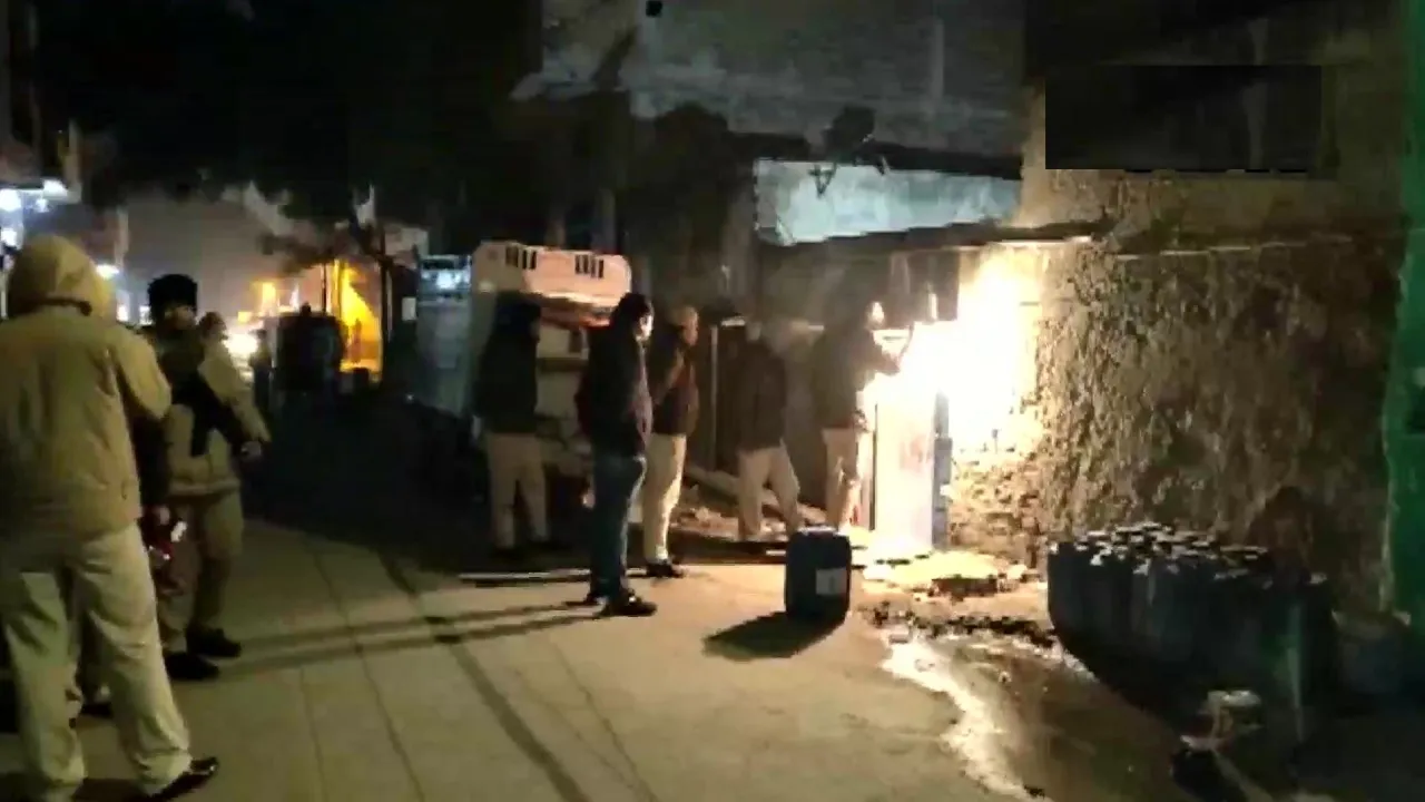 Hand Grenade Found in Delhi