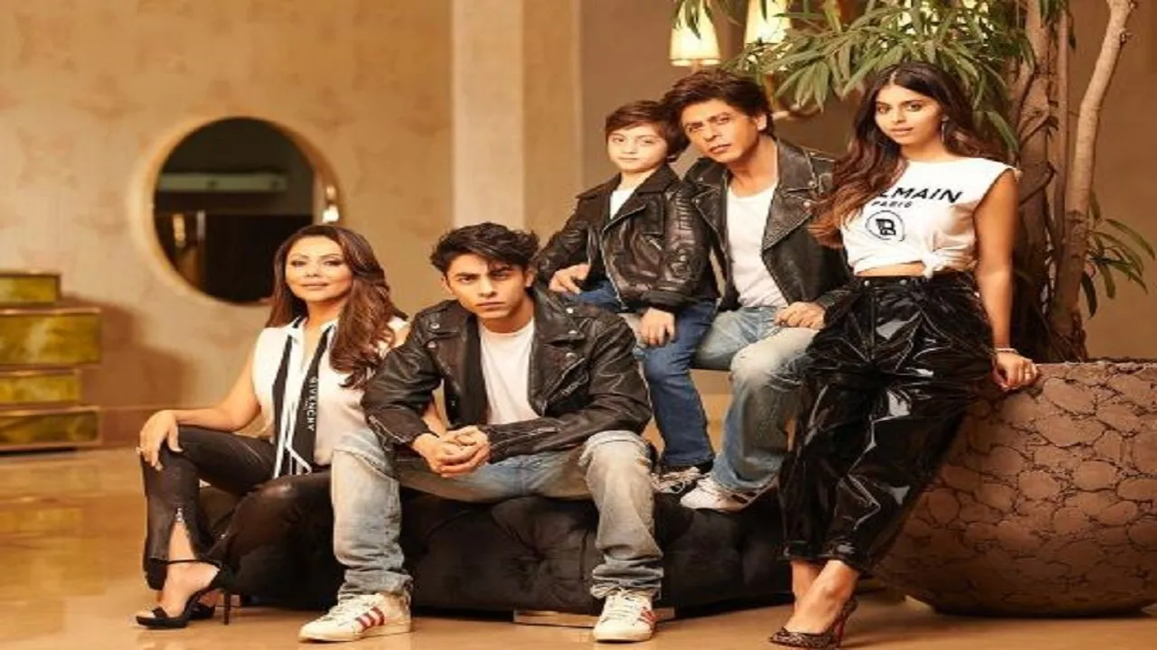 Shahrukh Khan with family