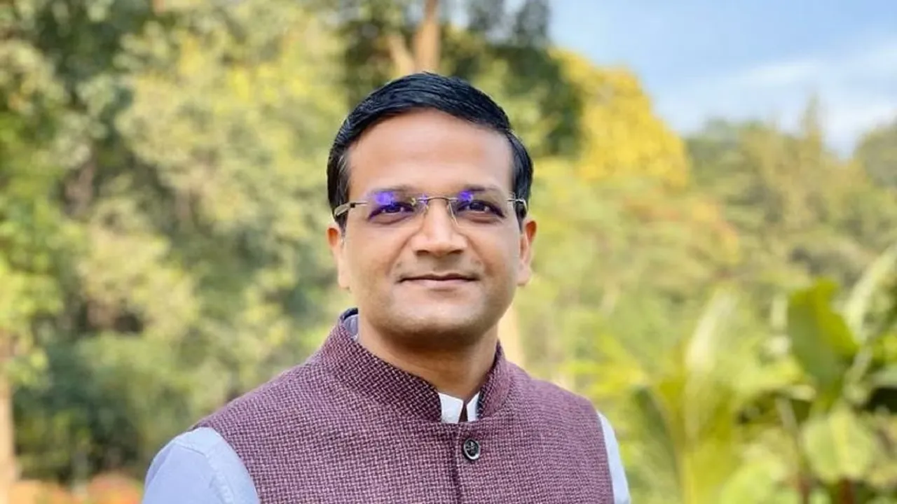 IAS Chhavi ranjan