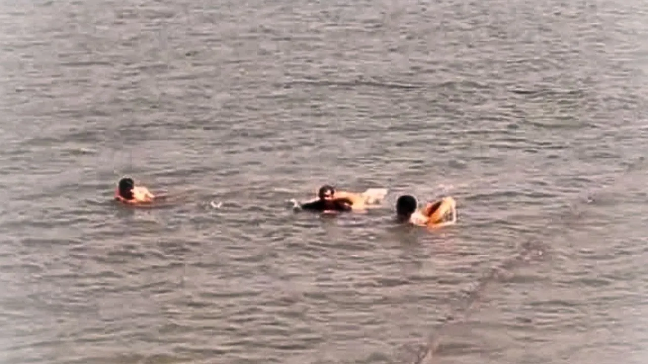 9 girls drowned together