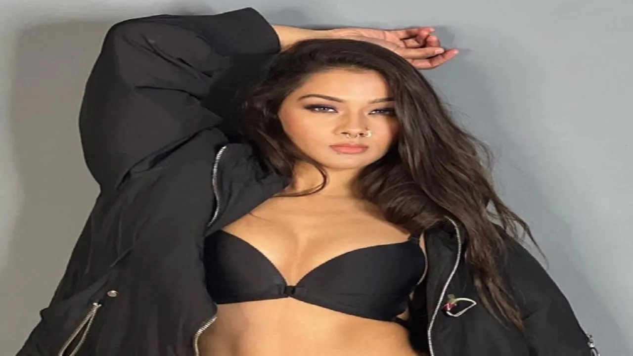 Namrata Malla viral