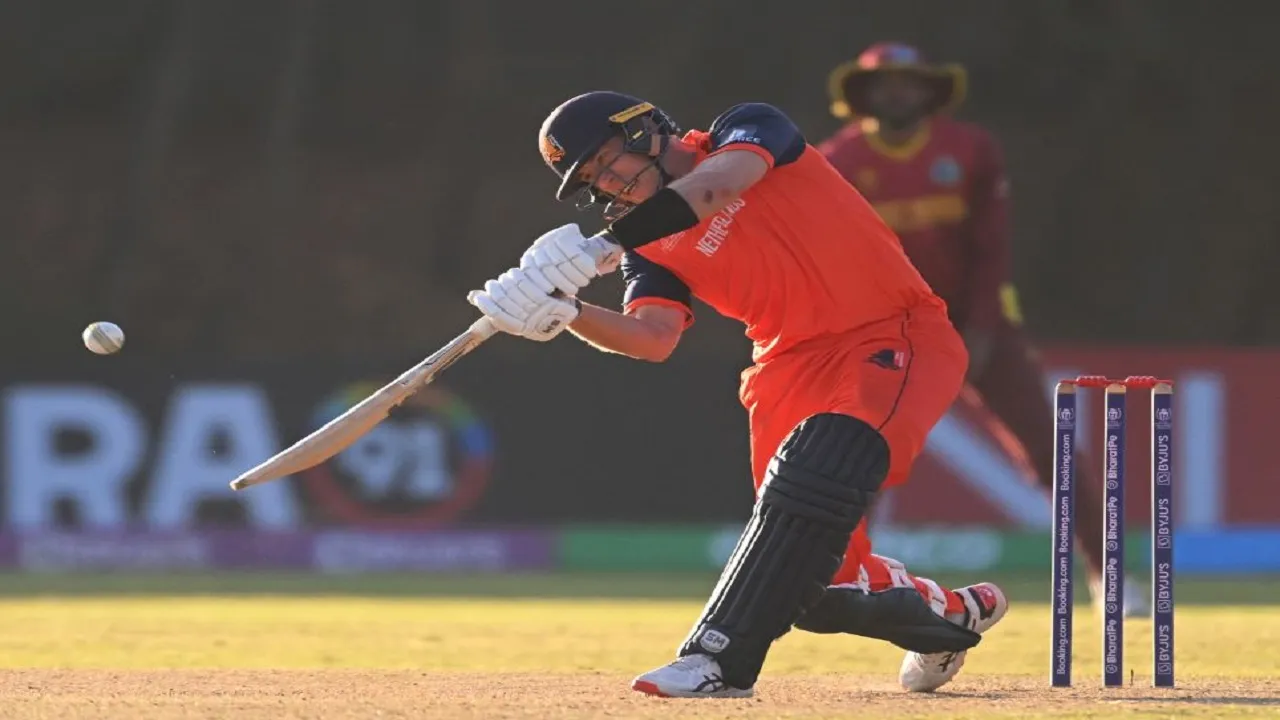 कौन है Logan Van Beek? जिसने सुपर ओवर के 6 गेंदों में जड़ दिए 30 रन