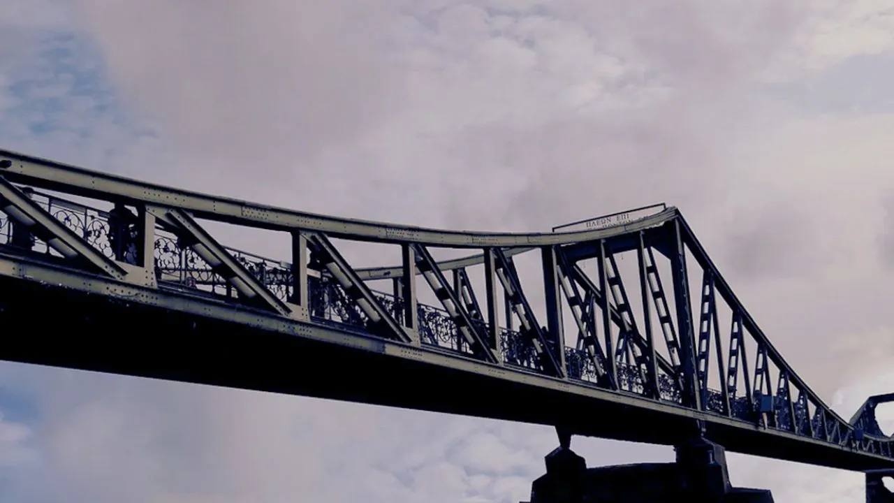 bridge theft in mumbai