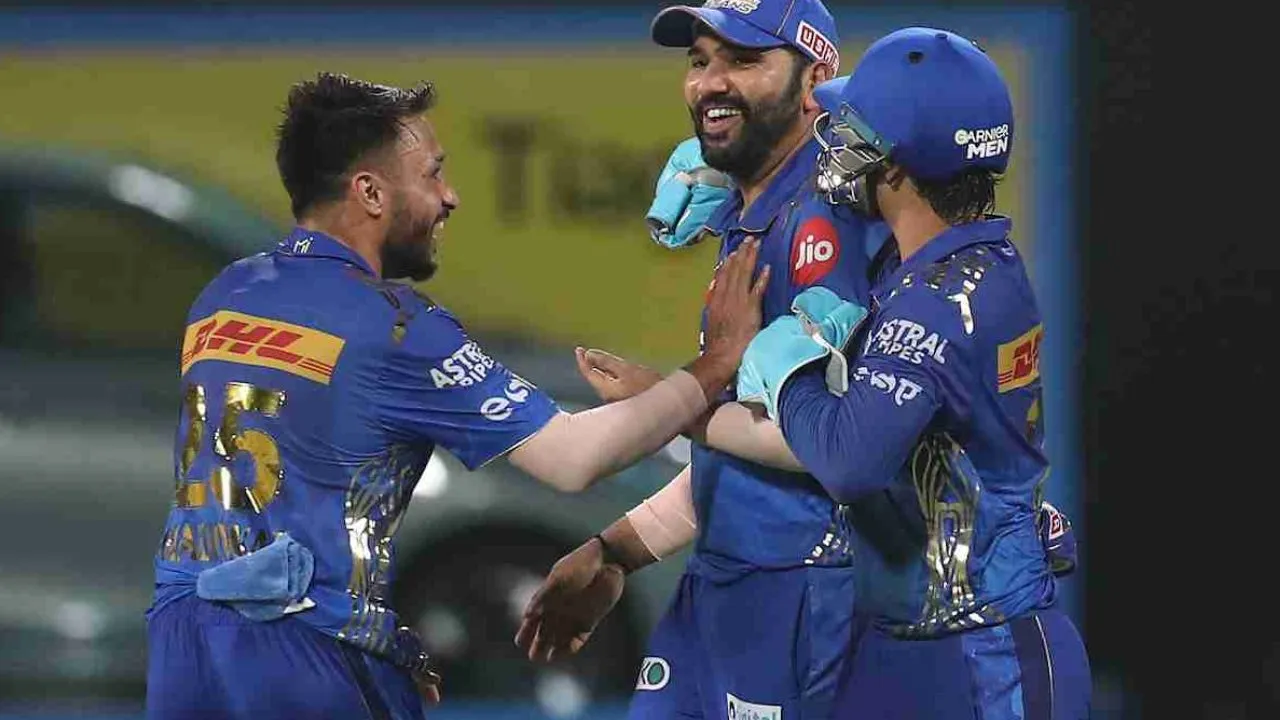 ipl 2024 mi is going to retain and release these players