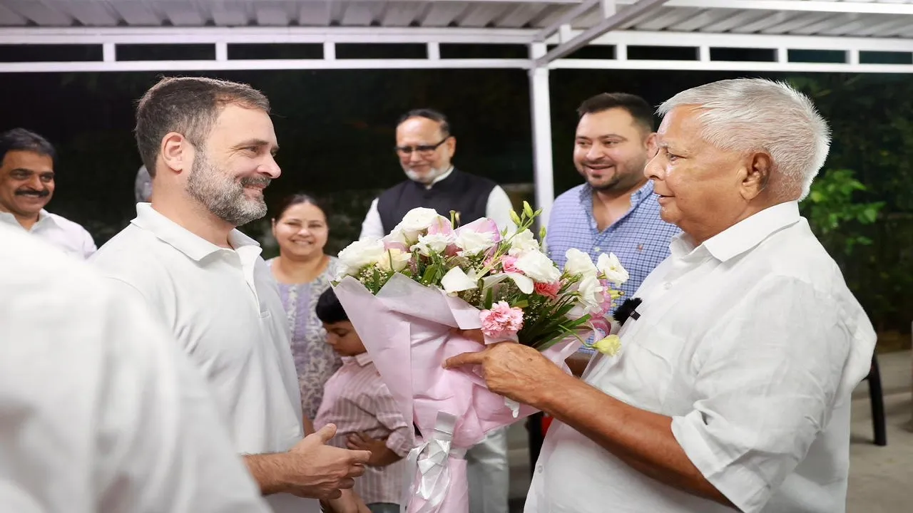lalu and rrr