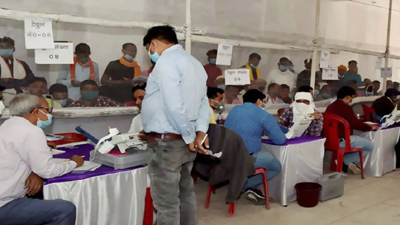 By Election voting counting