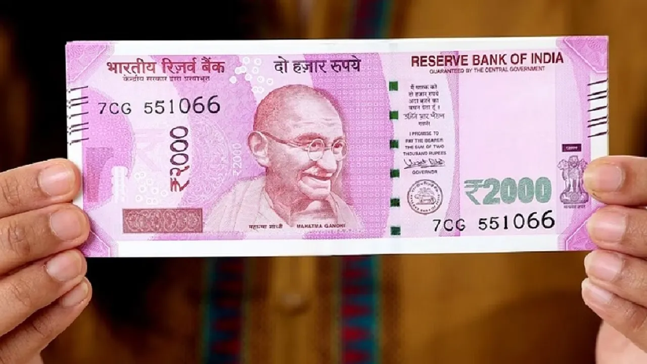 2000 Rs note34