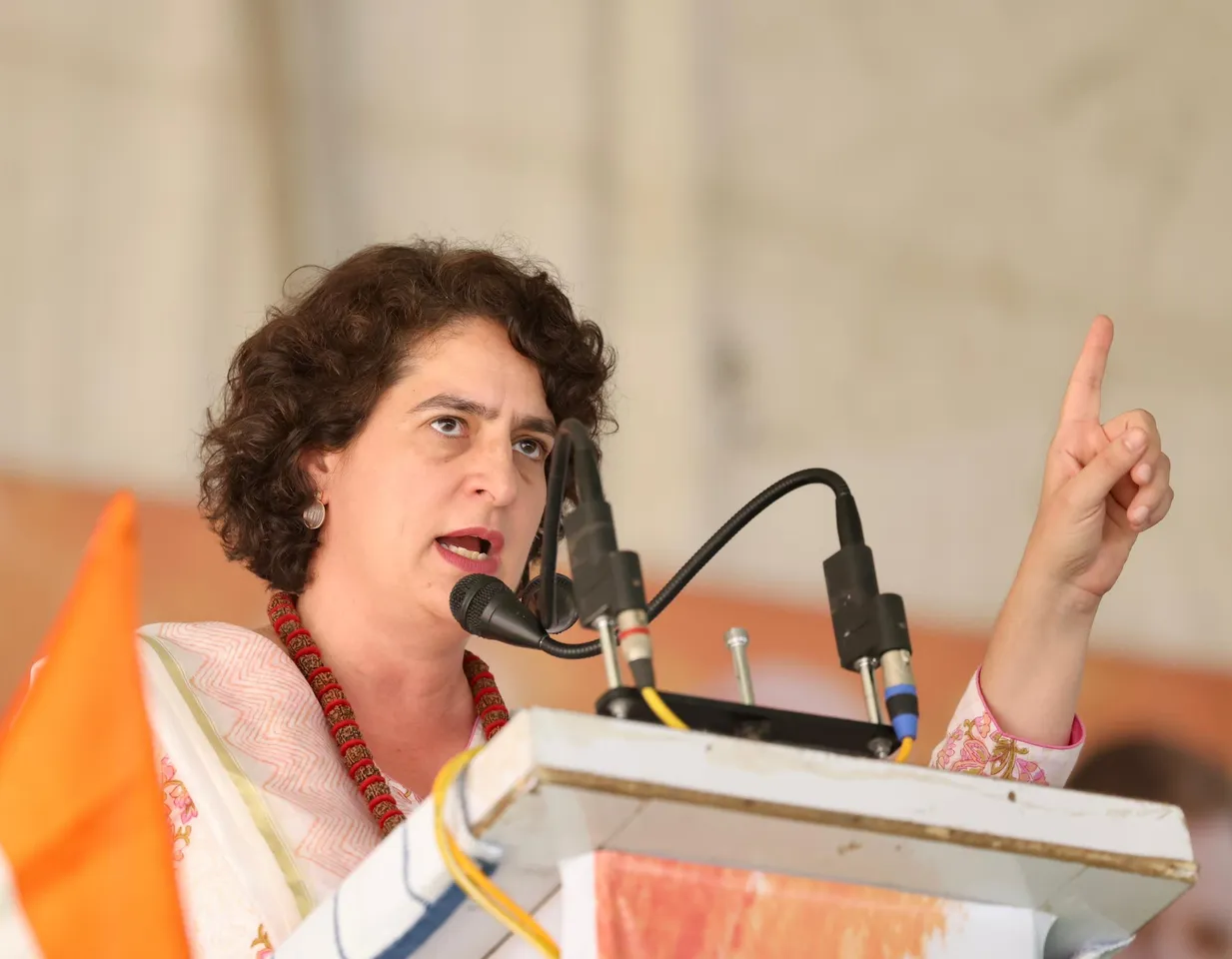 hindi-hame-on-the-govt-upporting-genocide-priyanka-gandhi-on-over-10000-killed-in-gaza--202311131109