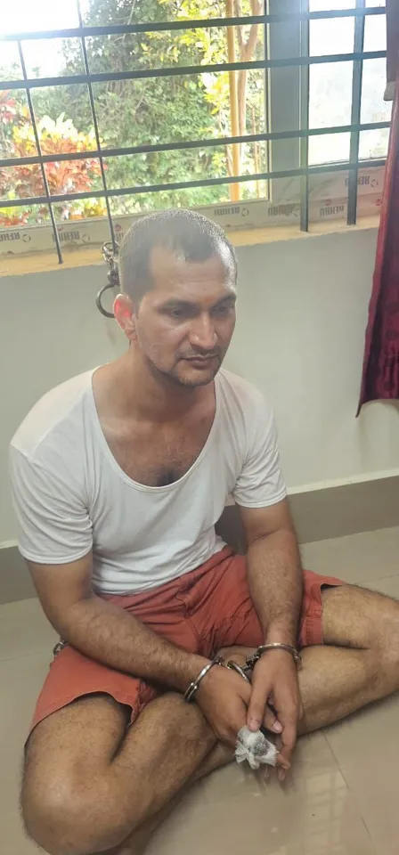 hindi-friendhip-love-money-matter-puhed-to-commit-murder-jilted-lover-arreted-for-murder-of-four-fam