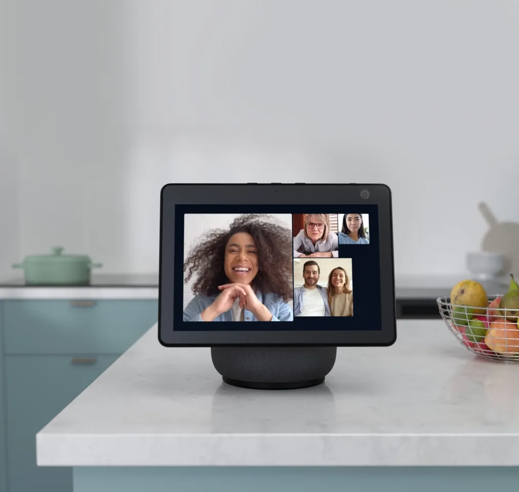 hindi-amazon-laying-off-hundred-in-alexa-diviion-india-team-impacted--20231117223056-20231118000003