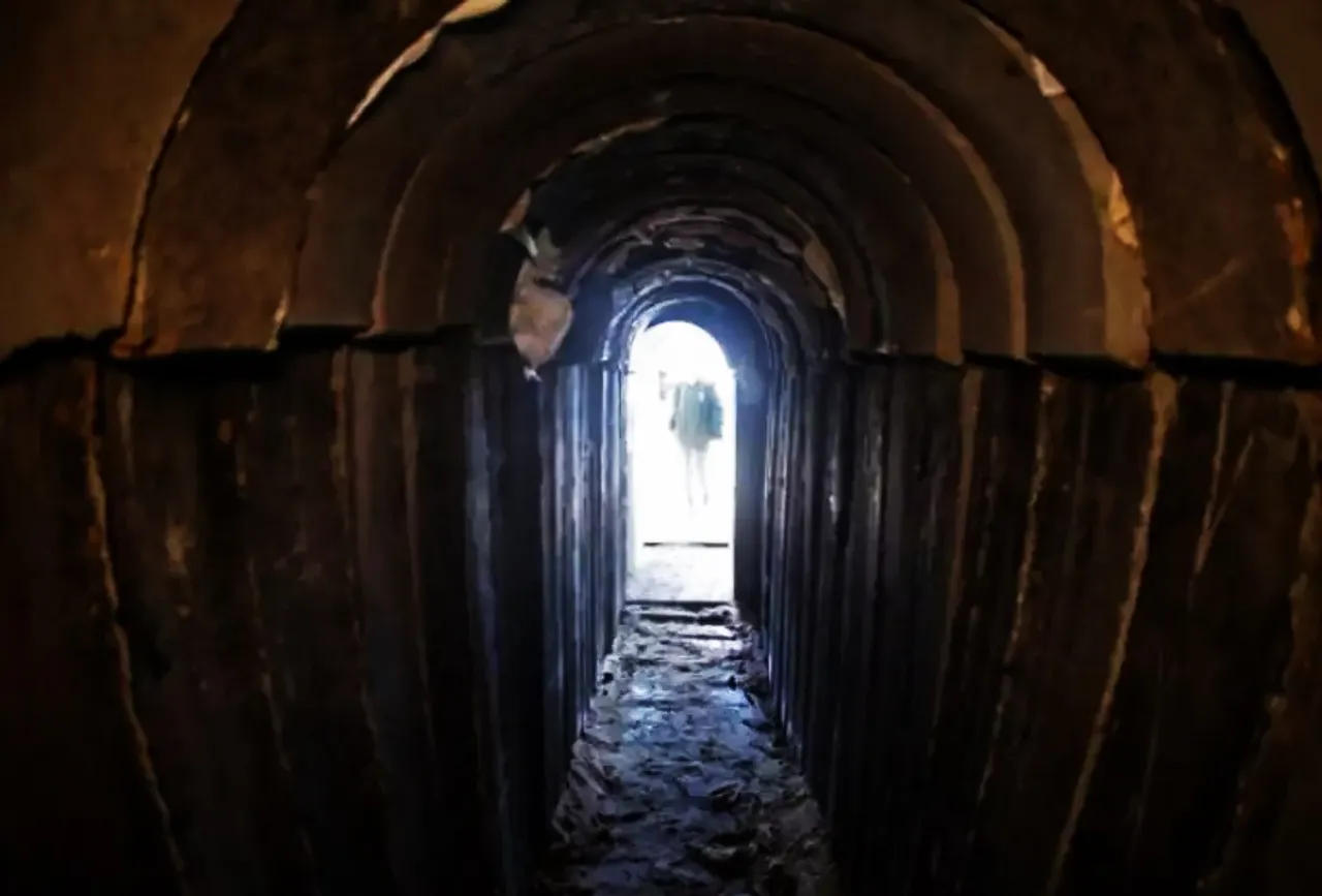 hindi-hama-announce-detonation-of-tunnel-opening-in-gaza--20231204064242-20231204094044