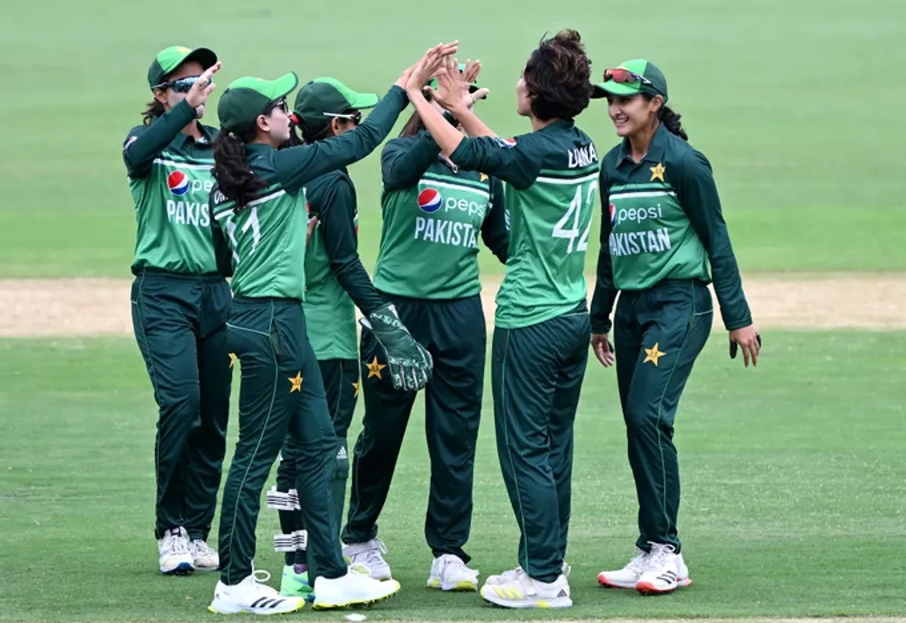 hindi-invetment-in-pakitan-women-team-i-howing-a-not-many-team-have-beaten-new-zealand-at-home-katey