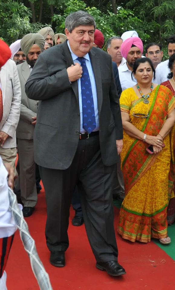 hindi-wound-of-intergenerational-trauma-need-healing-ay-jutice-k-kaul-in-article-370-verdict--202312
