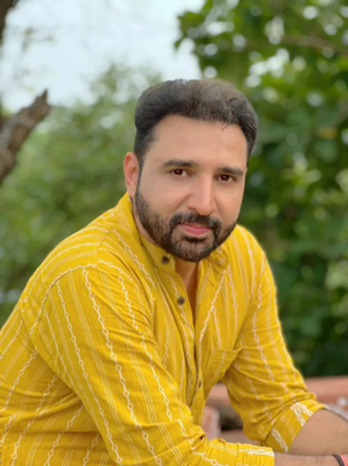 hindi-fwd-romanch-mehta-open-up-on-cameo-role-in-karmadhikari-hanidev--20231217151506-20231217163310