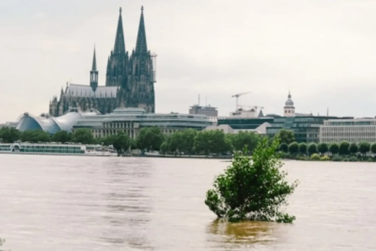 hindi-germany-battle-flood-after-heavy-rainfall--20231229045838-20231229091429