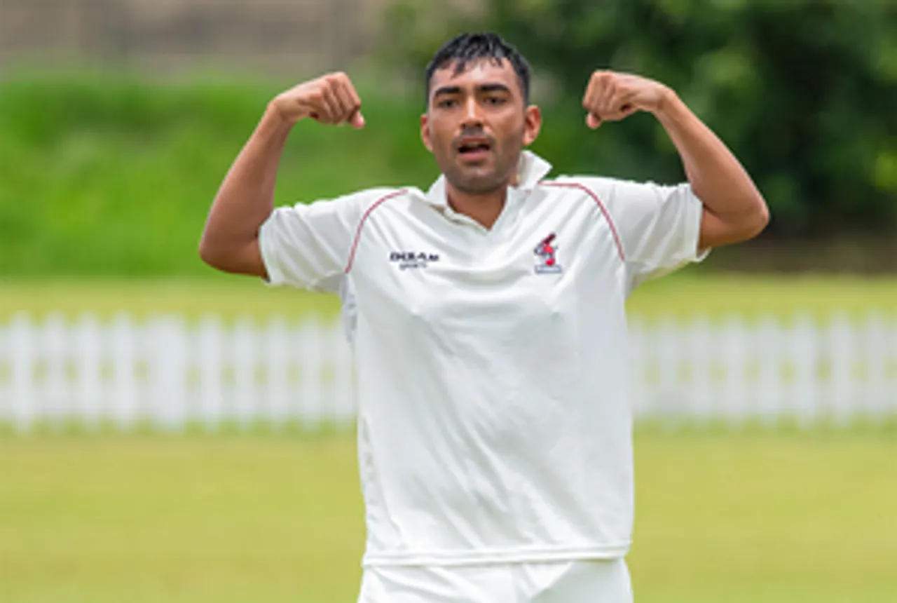 hindi-antum-naqvi-cript-hitory-only-zimbabwe-player-to-hit-300-in-repreentative-cricket--20240113161