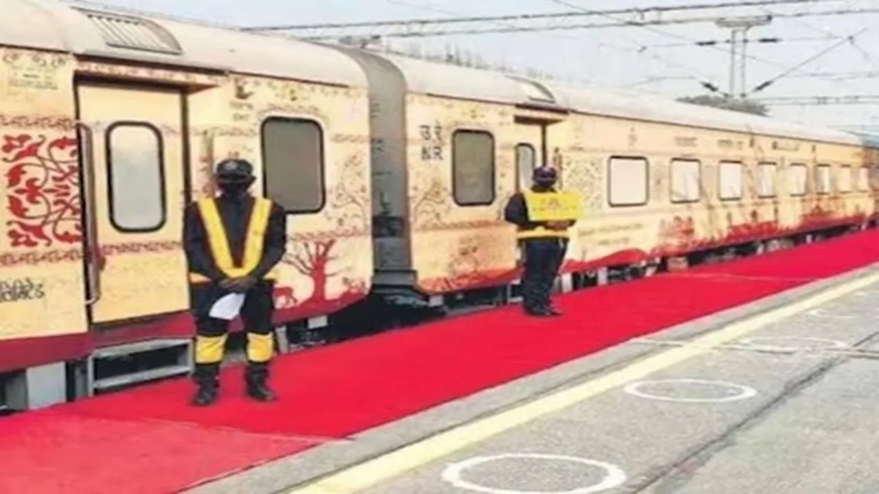 bharat gaurav train