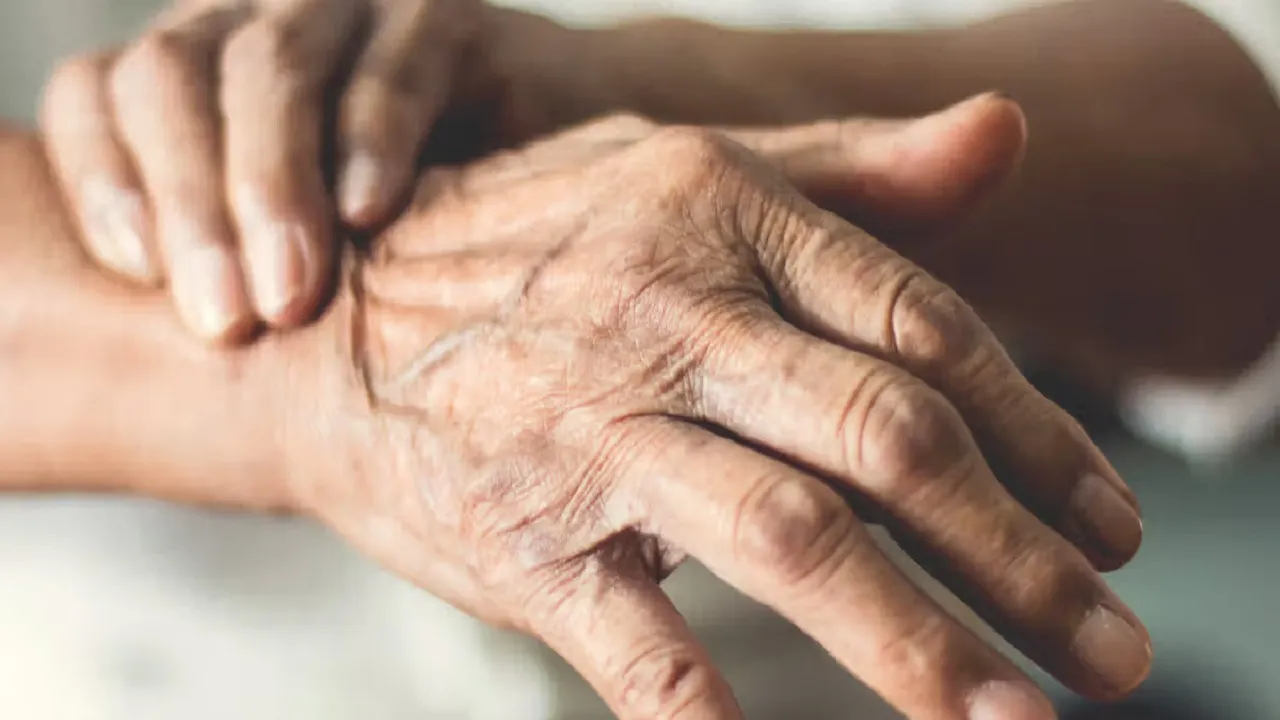 symptoms of Parkinson