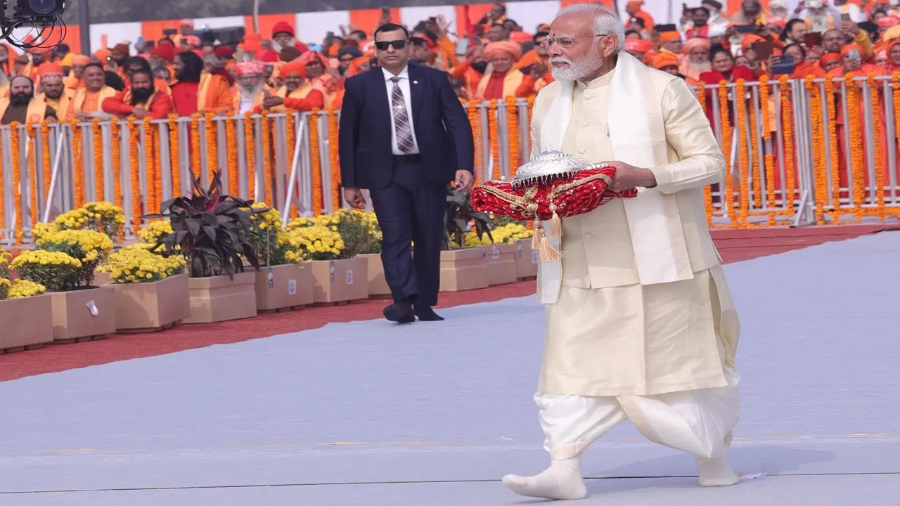 PM Modi in Ayodhya