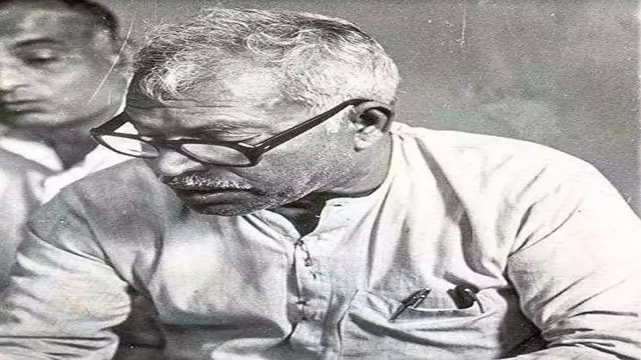 karpoori thakur