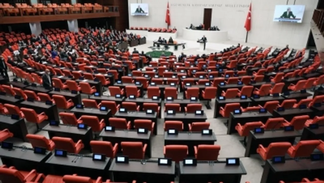 hindi-turkih-parliament-approve-weden-nato-bid--20240124053039-20240124081124