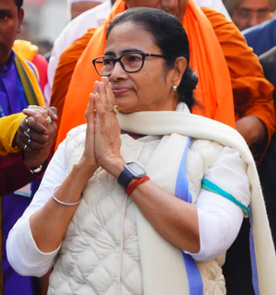hindi-bjp-trie-to-influence-food-and-dreing-habit-in-tate-ruled-by-them-mamata-banerjee--20240130192