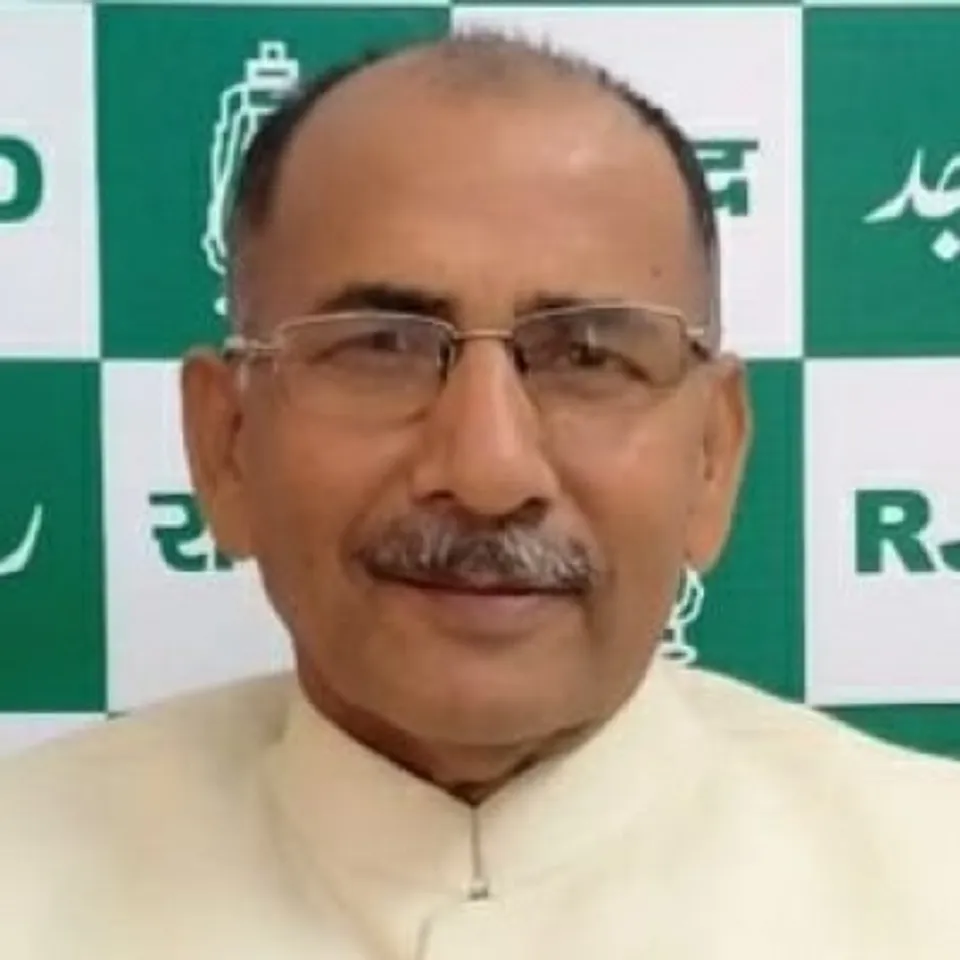 hindi-rjd-claimed-the-union-interim-budget-i-an-empty-envelope--20240201213006-20240202011915