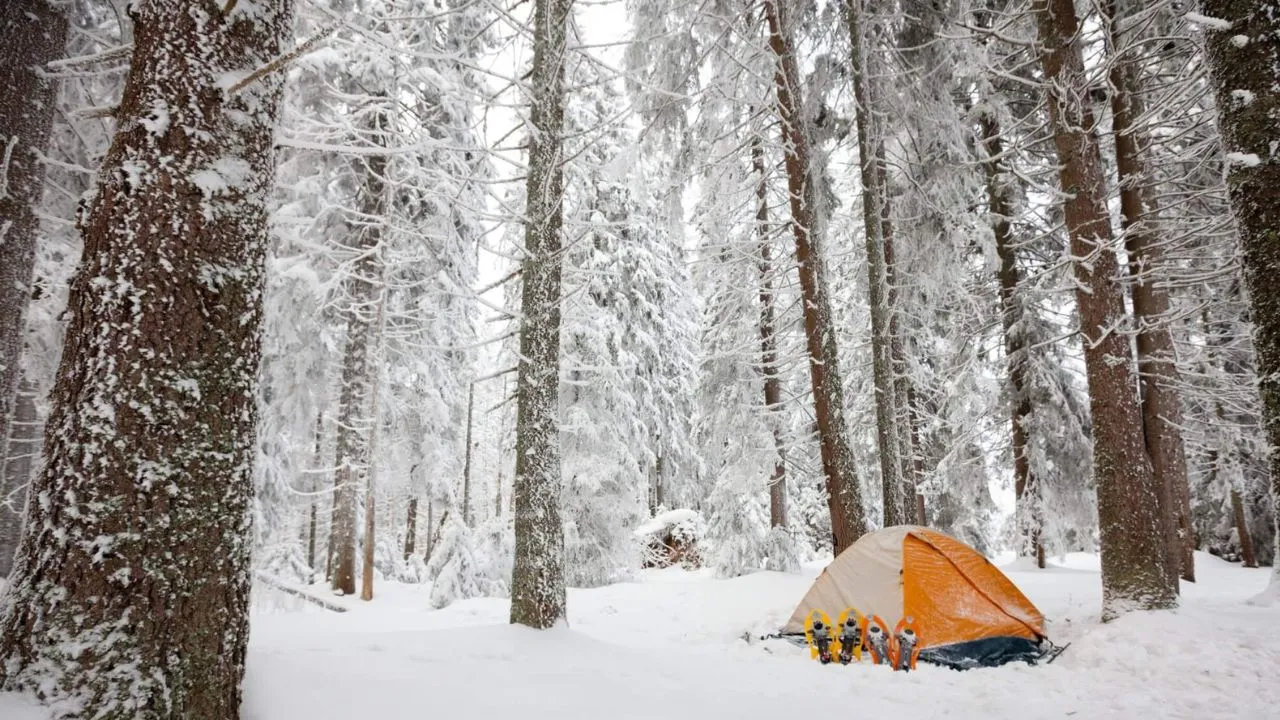 camping in snow