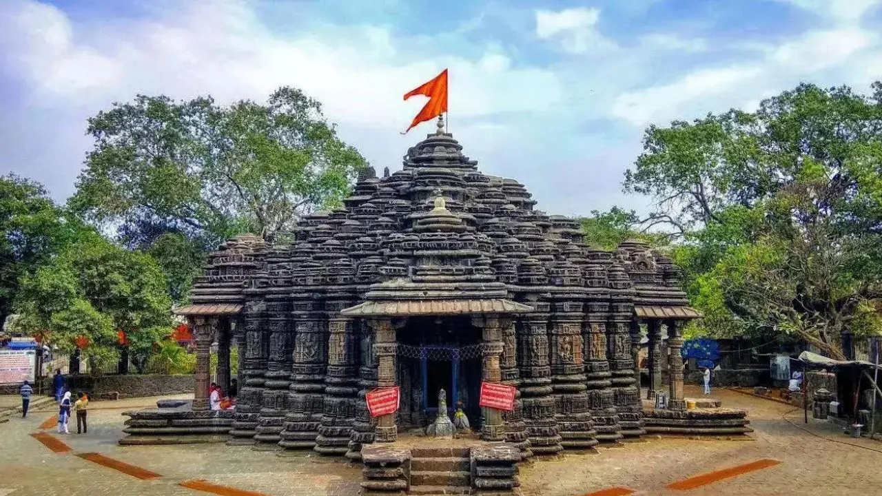 ambernath shiv temple