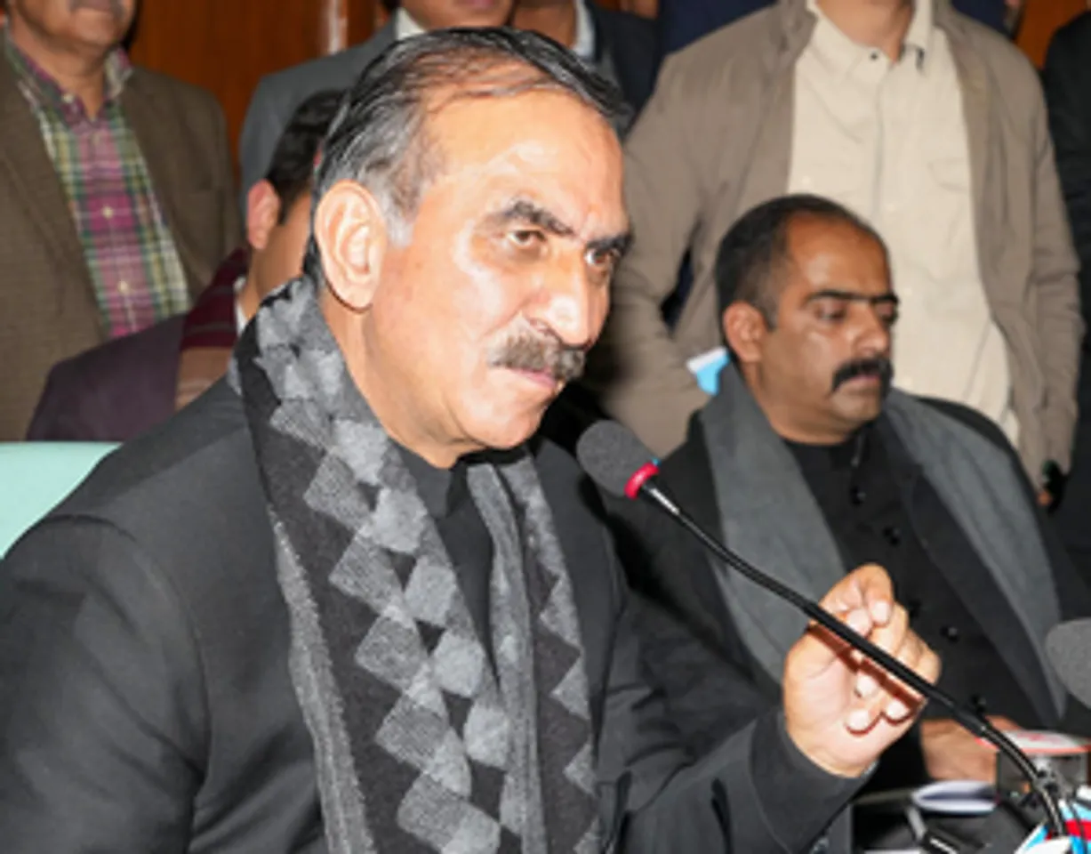 hindi-crpf-haryana-police-take-away-five-ix-legilator-himachal-cm--20240227190305-20240227192617