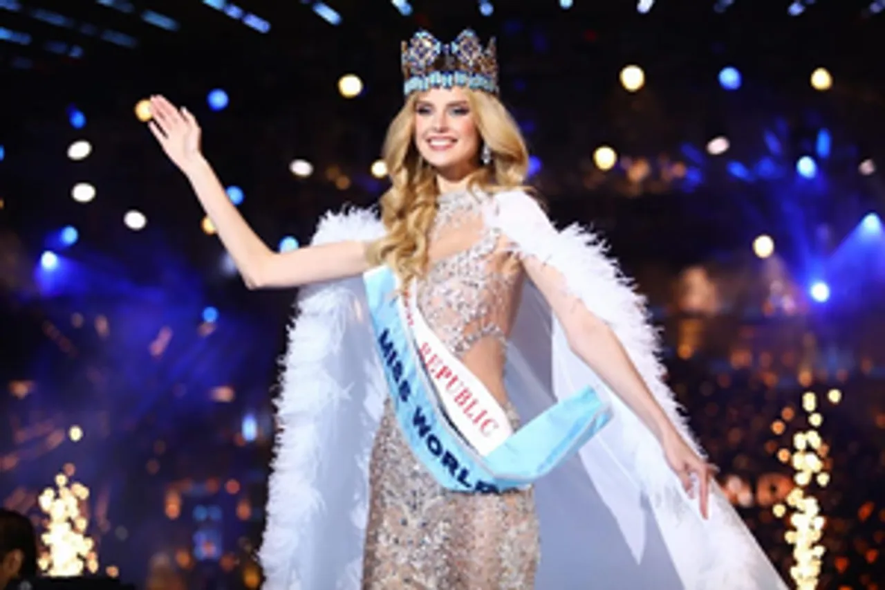 hindi-71t-mi-world-czech-republic-krytyna-pyzkova-crowned-mi-world--20240309231506-20240309233704