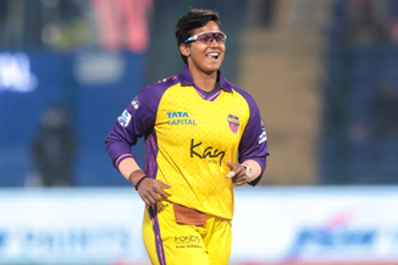 hindi-wpl-2024-deepti-harma-bag-hat-trick-a-up-warriorz-claim-thrilling-one-run-win-over-delhi-capit