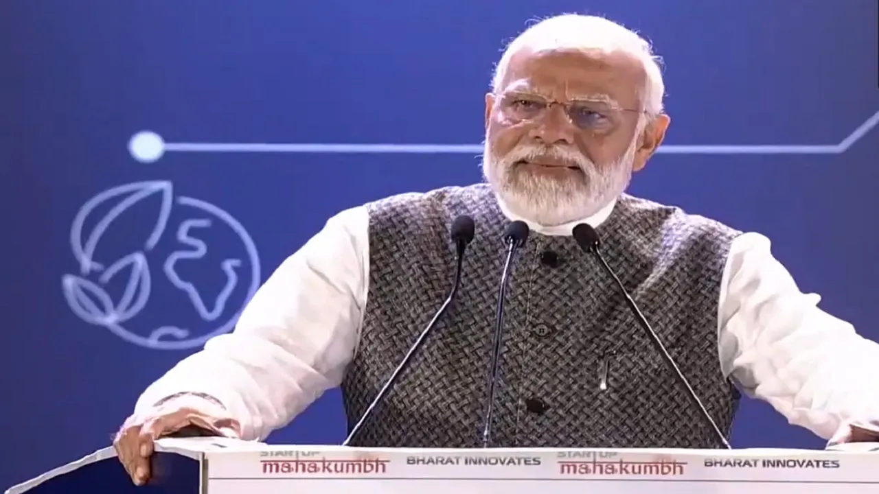 PM Modi in Startup Mahakumbh