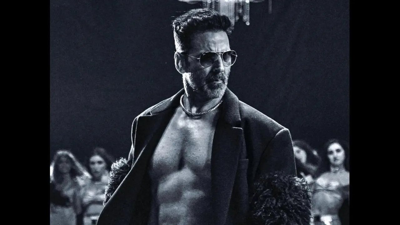 Akshay Kumar  1