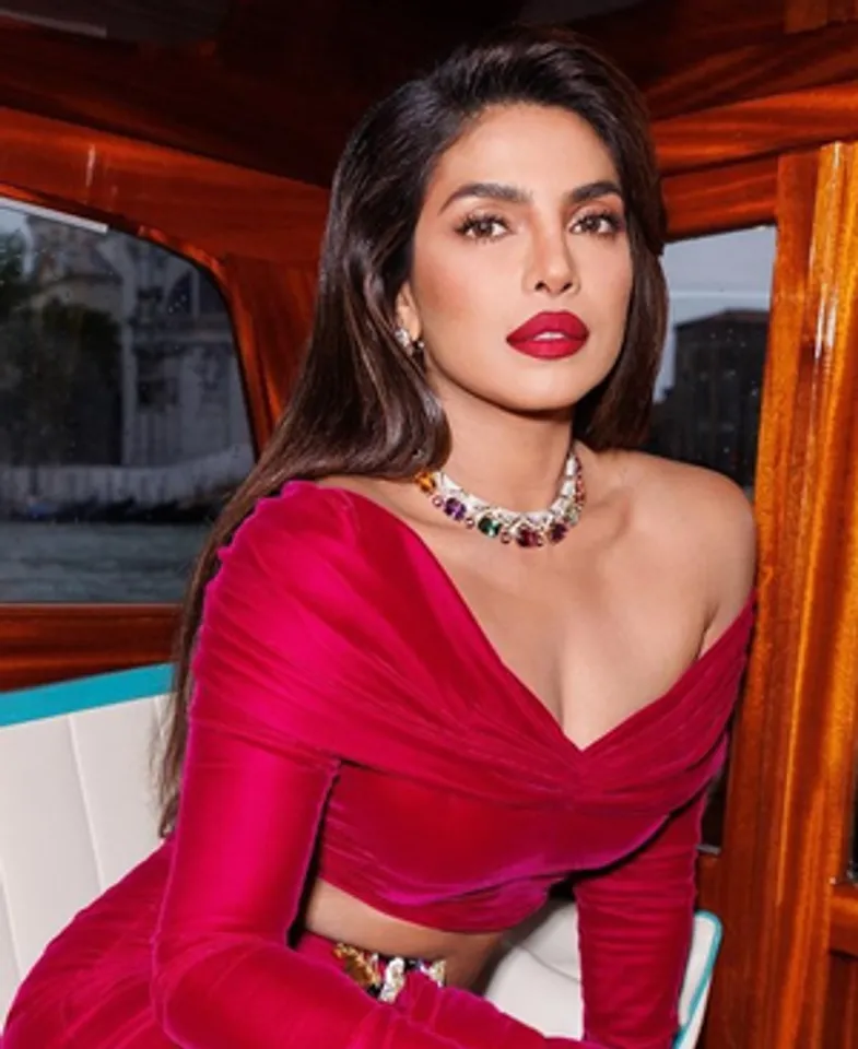 hindi-priyanka-chopra-tiger-ha-played-uch-an-important-role-in-reconnecting-me-with-the-beauty-of-in