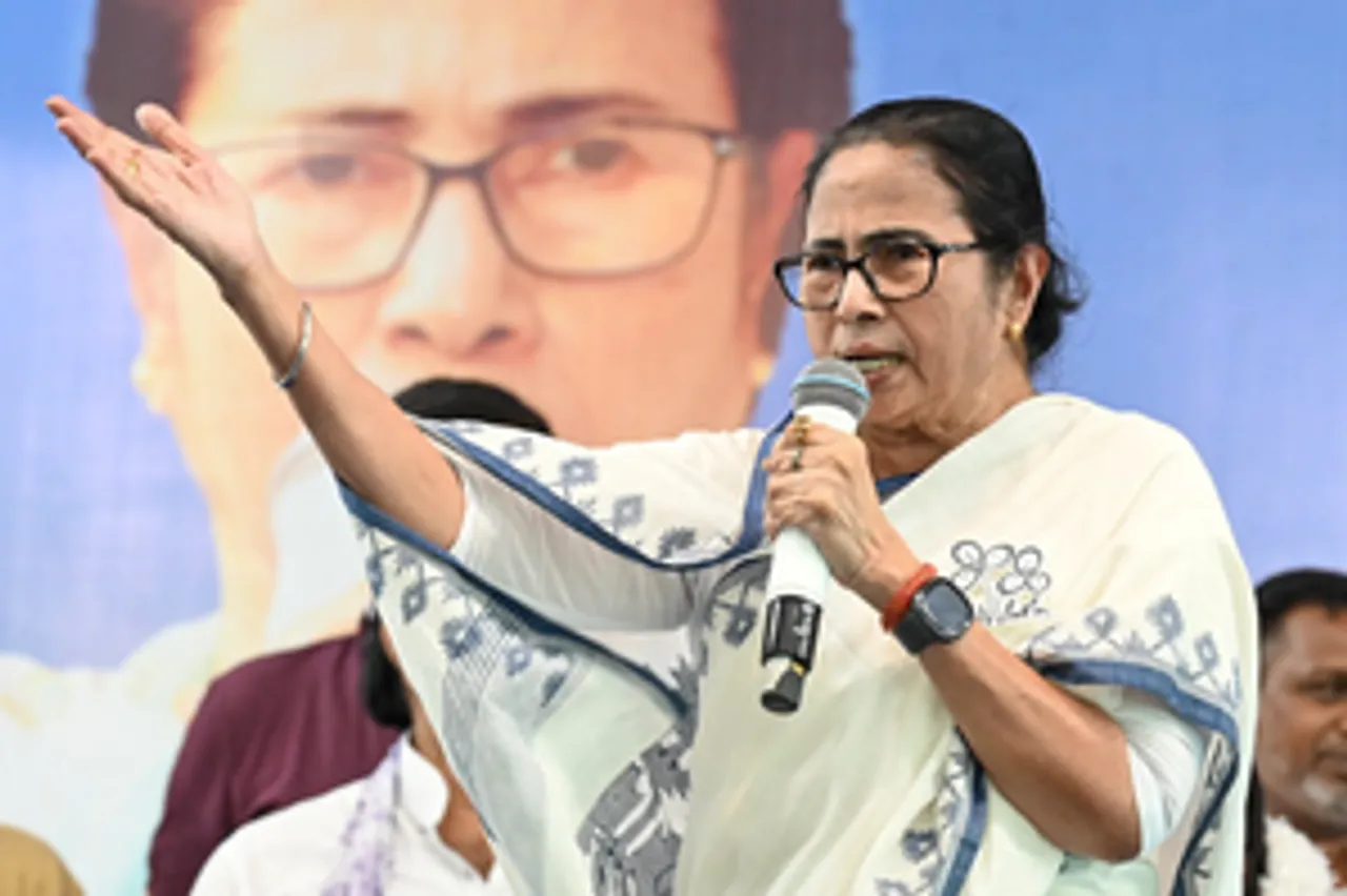 hindi-bjp-cared-over-the-decline-in-poll-percentage-in-firt-2-phae-mamata-banerjee--20240430170906-2