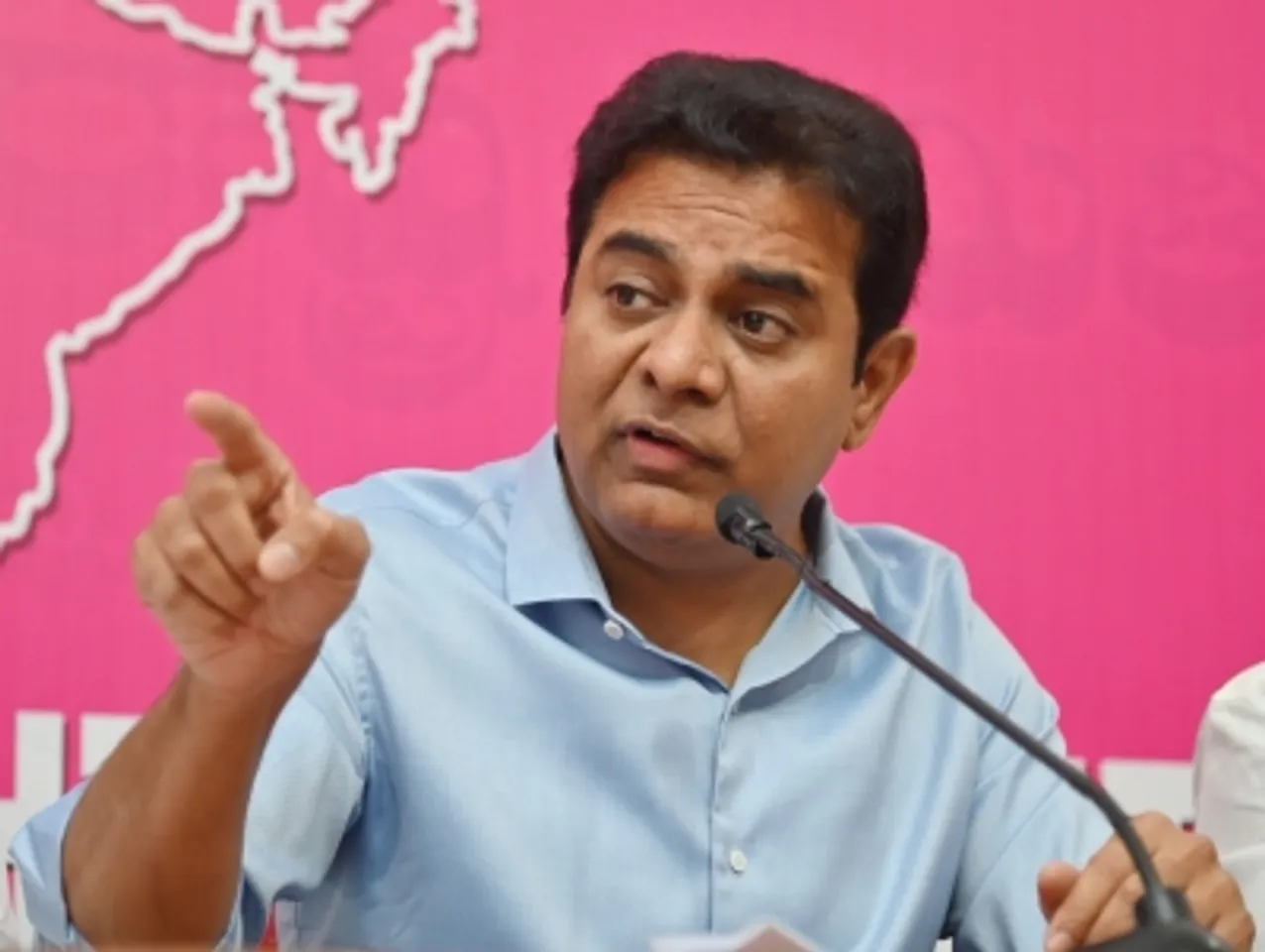 hindi-why-no-action-againt-pm-modi-revanth-reddy-br-ak-ec--20240501234205-20240502005357
