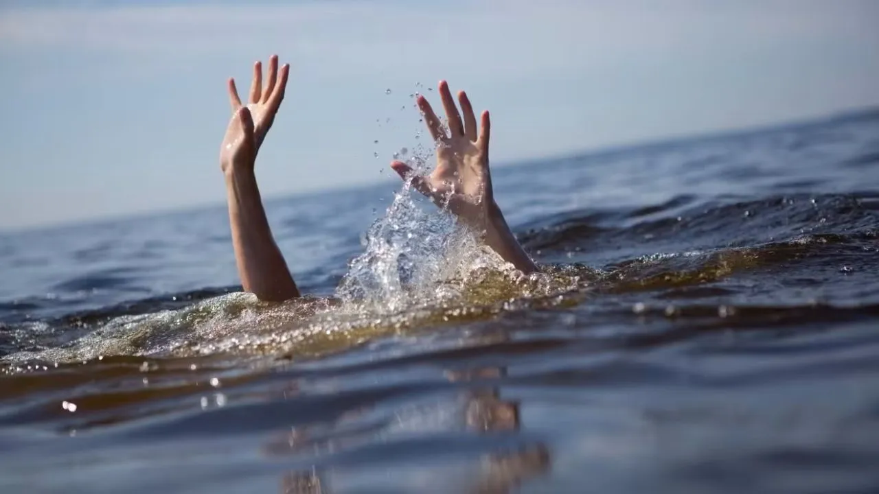 drown