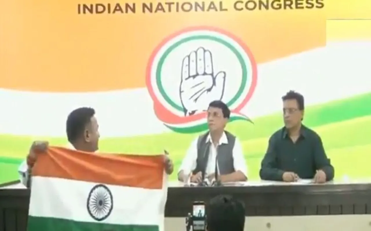 योगी आदित्यनाथ को अजय सिंह बिष्ट कहने पर कांग्रेस की प्रेस कांफ्रेंस में हंगामा, पढ़ें पूरी खबर