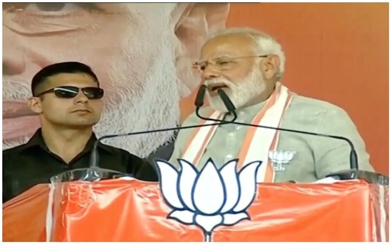 बुआ-बबुआ को लेकर देवरिया में पीएम नरेंद्र मोदी ने किया प्रहार तो कुशीनगर में विपक्ष पर जमकर बरसे