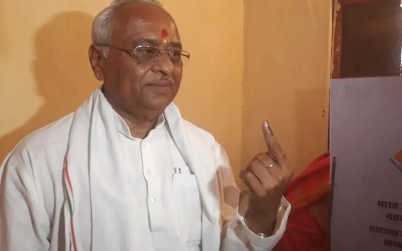 Elections 2019: सतना में कांग्रेस प्रत्याशी राजाराम त्रिपाठी ने वोट डाला, बोले- जनता अब बदलाव चाहती है