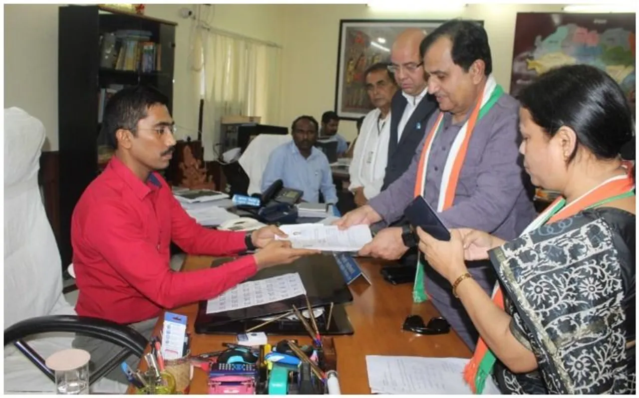 16 अप्रैल के चुनावी हलचल की हर खबर के लिए CLICK करें