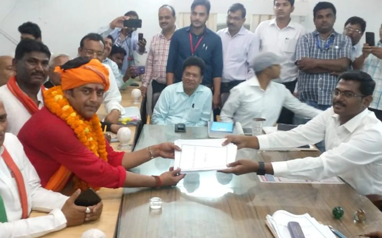 लोकसभा चुनाव 2019: गोरखपुर से रविकिशन ने किया नामांकन