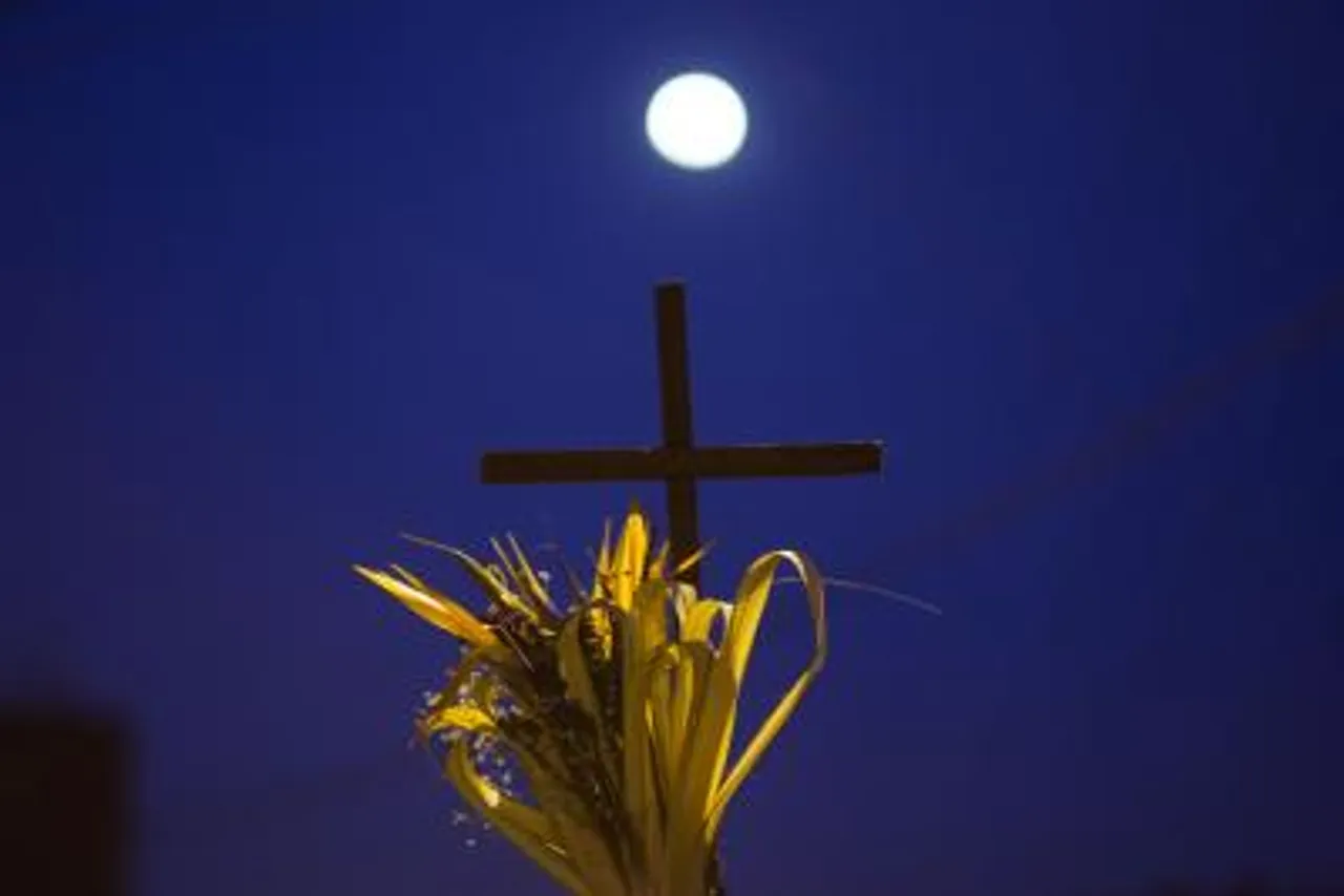 (140414) The celebrations of Sunday Palm in Guatemala City