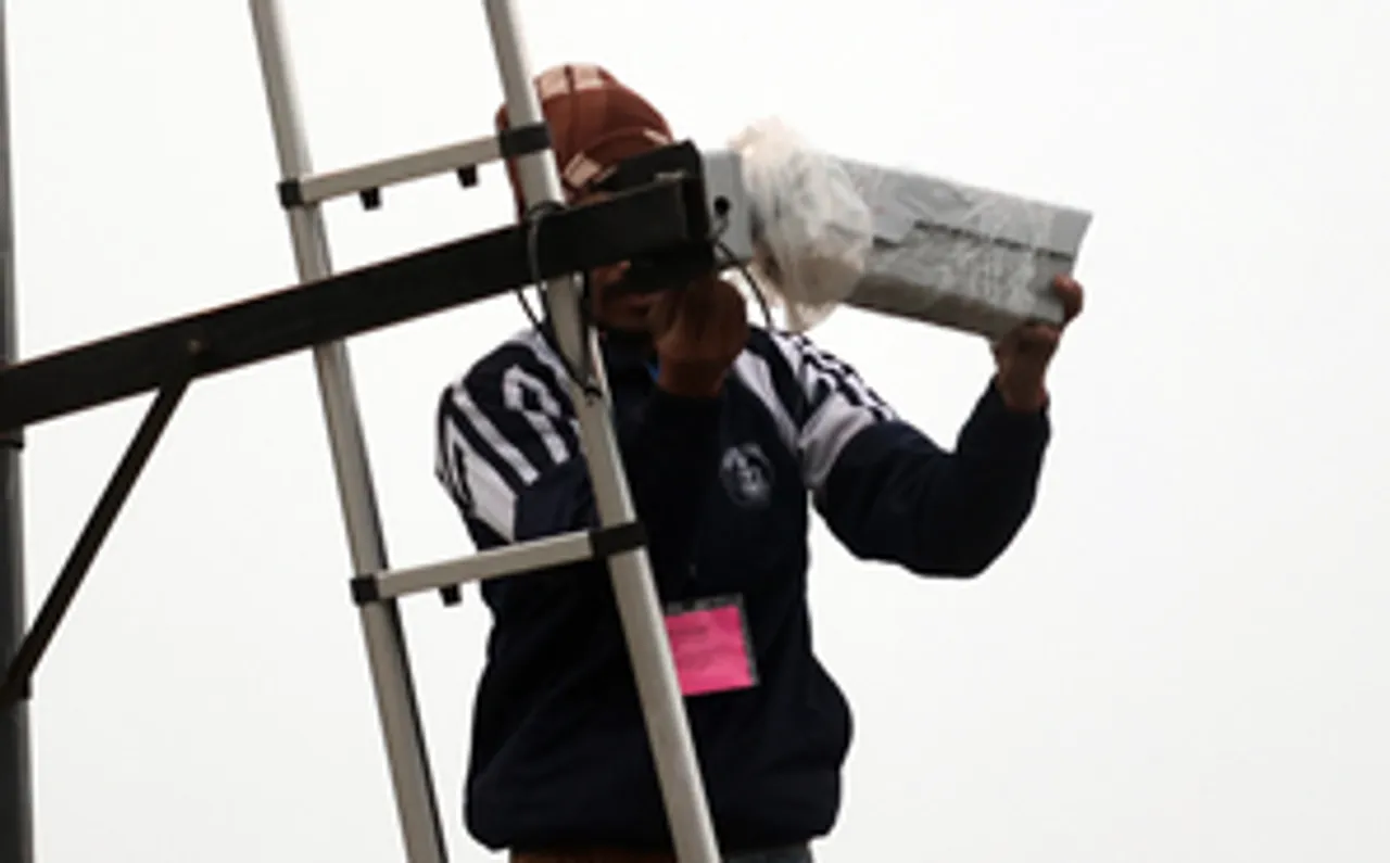 New Delhi: A worker installs a CCTV camera in preparation for the upcoming Republic Day celebrations